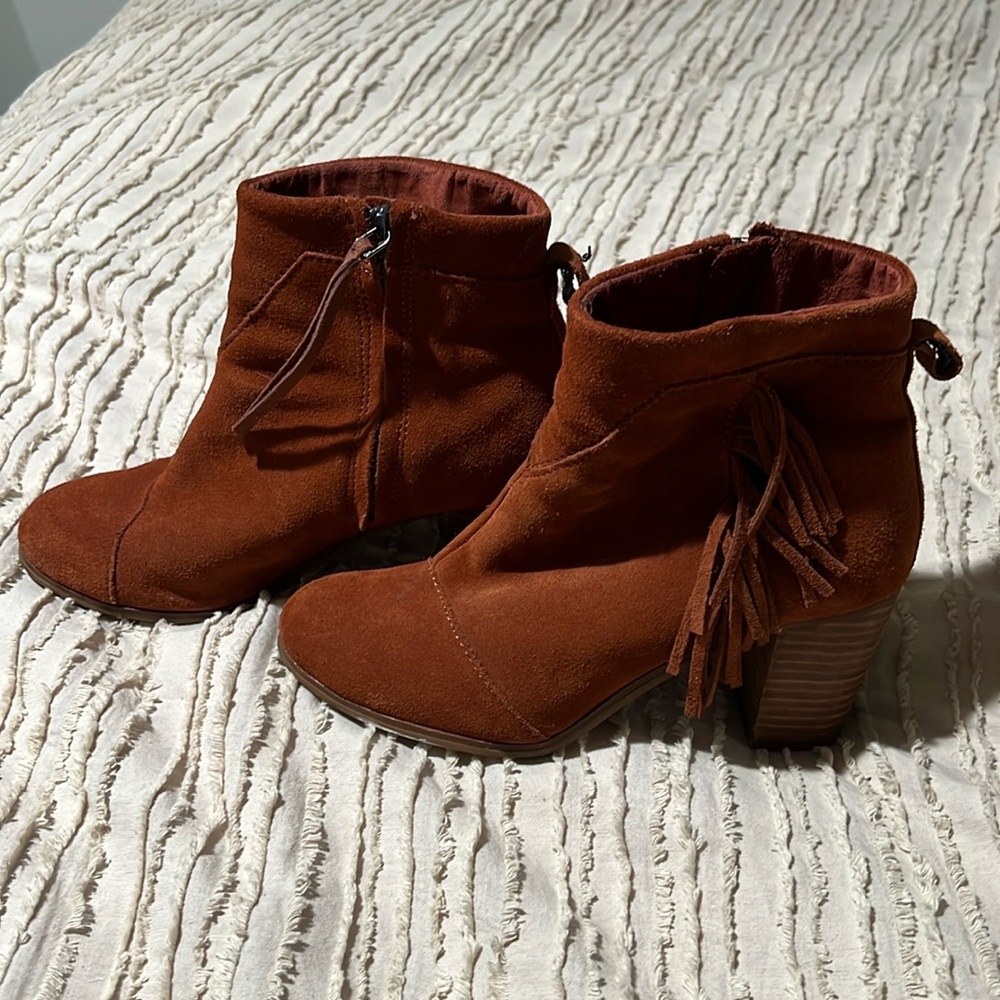 Worn a couple times